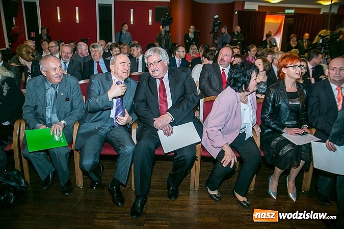 Zdjęcie w galerii na portalu naszwodzislaw.com: Fundusz rozdał Zielone Czeki 2015 wiadomości z regionu