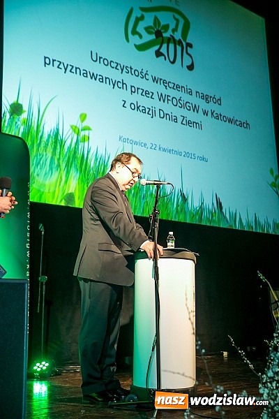 Zdjęcie w galerii na portalu naszwodzislaw.com: Fundusz rozdał Zielone Czeki 2015 wiadomości z regionu