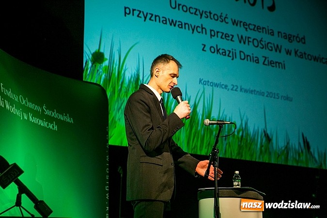 Zdjęcie w galerii na portalu naszwodzislaw.com: Fundusz rozdał Zielone Czeki 2015 wiadomości z regionu