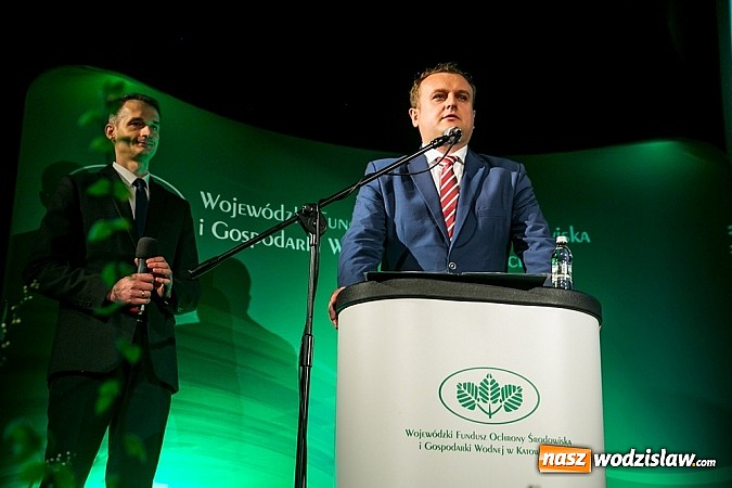 Zdjęcie w galerii na portalu naszwodzislaw.com: Fundusz rozdał Zielone Czeki 2015 wiadomości z regionu