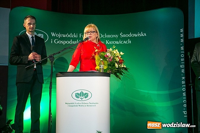 Zdjęcie w galerii na portalu naszwodzislaw.com: Fundusz rozdał Zielone Czeki 2015 wiadomości z regionu