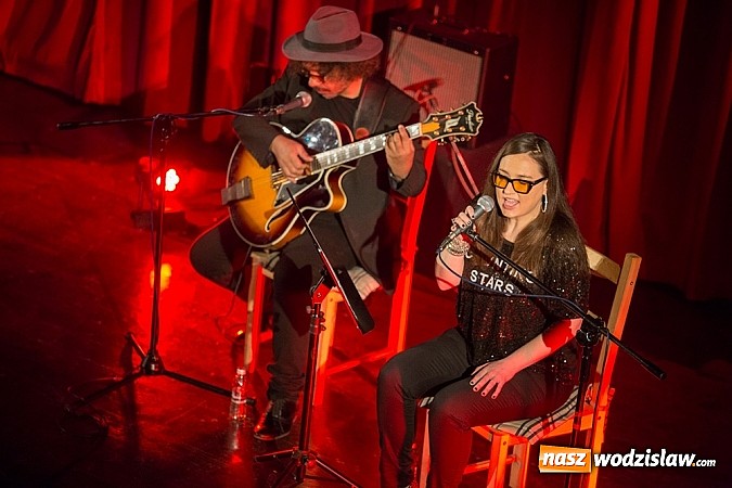 Zdjęcie w galerii na portalu naszwodzislaw.com: Fundusz rozdał Zielone Czeki 2015 wiadomości z regionu