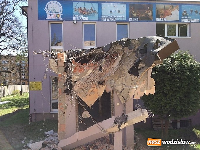 Zdjęcie w galerii na portalu naszwodzislaw.com: Na jakim etapie jest remont basenu? wiadomości z regionu