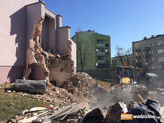 Zdjęcie w galerii na portalu naszwodzislaw.com: Na jakim etapie jest remont basenu? wiadomości z regionu