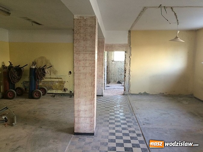 Zdjęcie w galerii na portalu naszwodzislaw.com: Na jakim etapie jest remont basenu? wiadomości z regionu