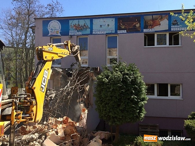 Zdjęcie w galerii na portalu naszwodzislaw.com: Na jakim etapie jest remont basenu? wiadomości z regionu