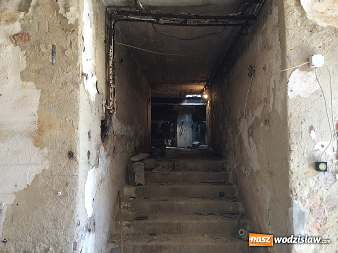 Zdjęcie w galerii na portalu naszwodzislaw.com: Na jakim etapie jest remont basenu? wiadomości z regionu