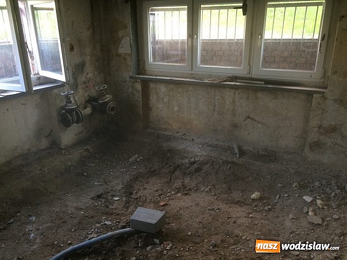 Zdjęcie w galerii na portalu naszwodzislaw.com: Na jakim etapie jest remont basenu? wiadomości z regionu