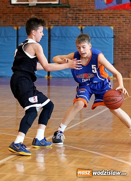 Zdjęcie w galerii na portalu naszwodzislaw.com: Dzień drugi ćwierćfinału Mistrzostw Polski w koszyk&oacute;wce chłopc&oacute;w wiadomości z regionu