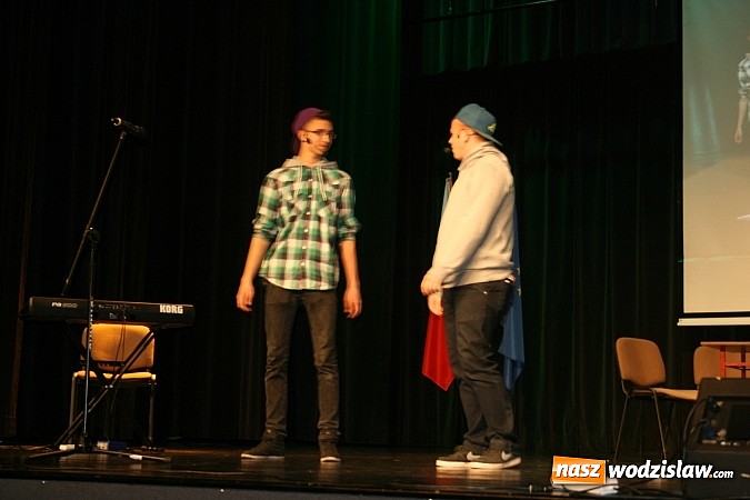 Zdjęcie w galerii na portalu naszwodzislaw.com: Najlepsi absolwenci zostali wyróżnieni wiadomości z regionu