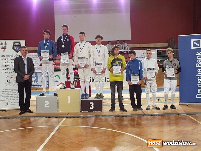 Zdjęcie w galerii na portalu naszwodzislaw.com: Bardzo dobre występy radlińskich zawodników na XV Międzynarodowym Turnieju Szermierczym wiadomości z regionu