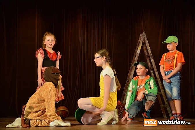 Zdjęcie w galerii na portalu naszwodzislaw.com: Przegląd Szkolnych Zespołów Artystycznych. Zbliża się MASKA 2015 wiadomości z regionu