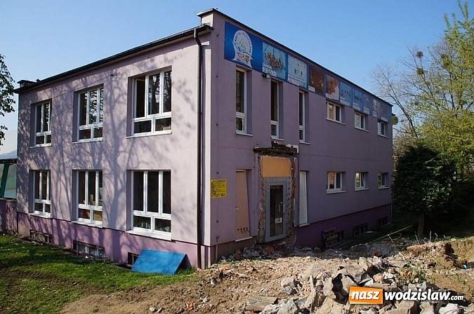 Zdjęcie w galerii na portalu naszwodzislaw.com: Mija kolejny tydzień prac remontowych wodzisławskiego basenu. Na jakim etapie jest przebudowa? wiadomości z regionu