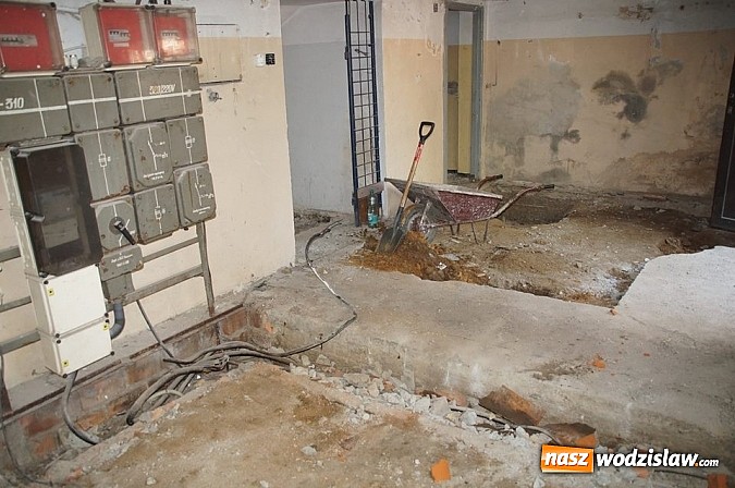 Zdjęcie w galerii na portalu naszwodzislaw.com: Mija kolejny tydzień prac remontowych wodzisławskiego basenu. Na jakim etapie jest przebudowa? wiadomości z regionu