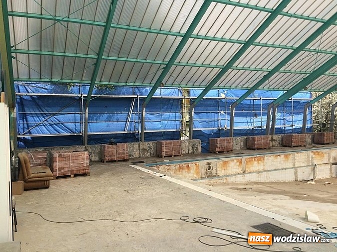 Zdjęcie w galerii na portalu naszwodzislaw.com: Mija kolejny tydzień prac remontowych wodzisławskiego basenu. Na jakim etapie jest przebudowa? wiadomości z regionu