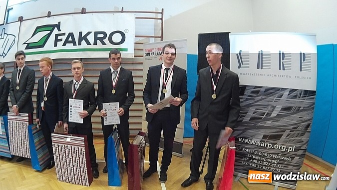 Zdjęcie w galerii na portalu naszwodzislaw.com: Dwóch uczniów „Budowlanki” na podium ogólnopolskiej Olimpiady Wiedzy i Umiejętności Budowlanych wiadomości z regionu