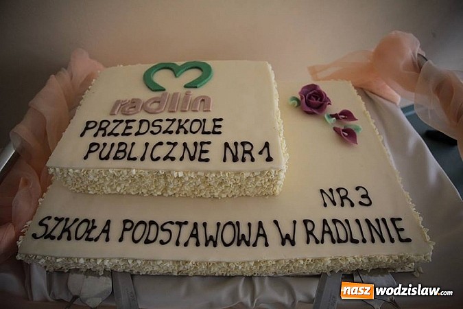 Zdjęcie w galerii na portalu naszwodzislaw.com: Kompleks szkolno-przedszkolny w Głożynach już otwarty!  wiadomości z regionu