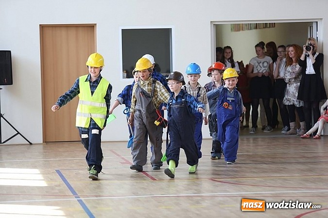 Zdjęcie w galerii na portalu naszwodzislaw.com: Kompleks szkolno-przedszkolny w Głożynach już otwarty!  wiadomości z regionu