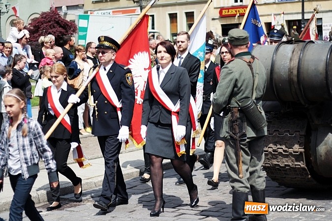 Zdjęcie w galerii na portalu naszwodzislaw.com: 5. Piknik Historyczno - Militarny wiadomości z regionu