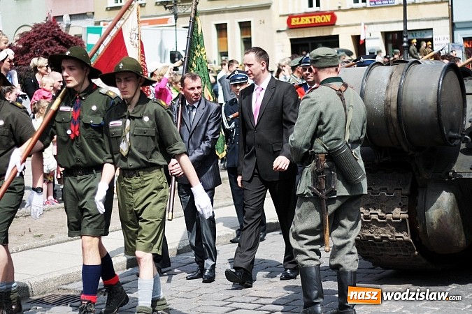 Zdjęcie w galerii na portalu naszwodzislaw.com: 5. Piknik Historyczno - Militarny wiadomości z regionu