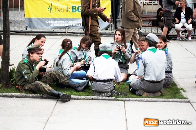 Zdjęcie w galerii na portalu naszwodzislaw.com: 5. Piknik Historyczno - Militarny wiadomości z regionu