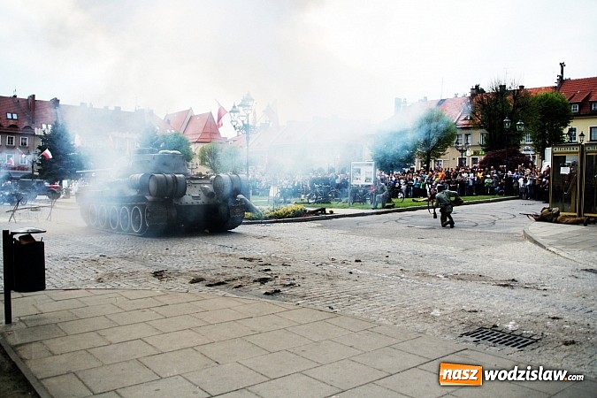 Zdjęcie w galerii na portalu naszwodzislaw.com: 5. Piknik Historyczno - Militarny wiadomości z regionu