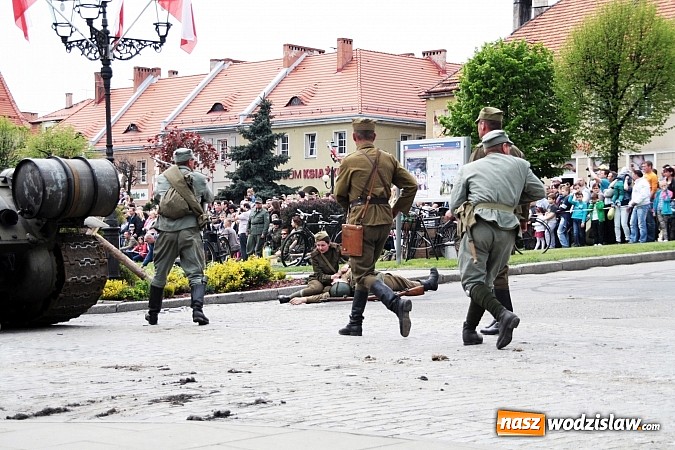 Zdjęcie w galerii na portalu naszwodzislaw.com: 5. Piknik Historyczno - Militarny wiadomości z regionu