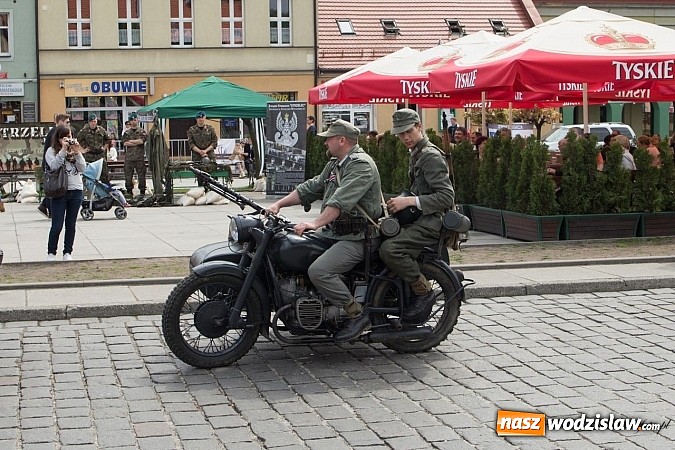 Zdjęcie w galerii na portalu naszwodzislaw.com: 5. Piknik Historyczno - Militarny wiadomości z regionu