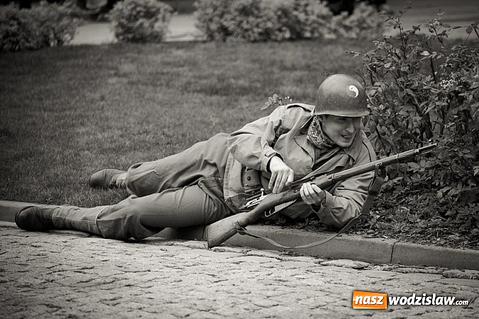 Zdjęcie w galerii na portalu naszwodzislaw.com: 5. Piknik Historyczno - Militarny wiadomości z regionu