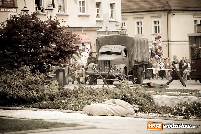 Zdjęcie w galerii na portalu naszwodzislaw.com: 5. Piknik Historyczno - Militarny wiadomości z regionu