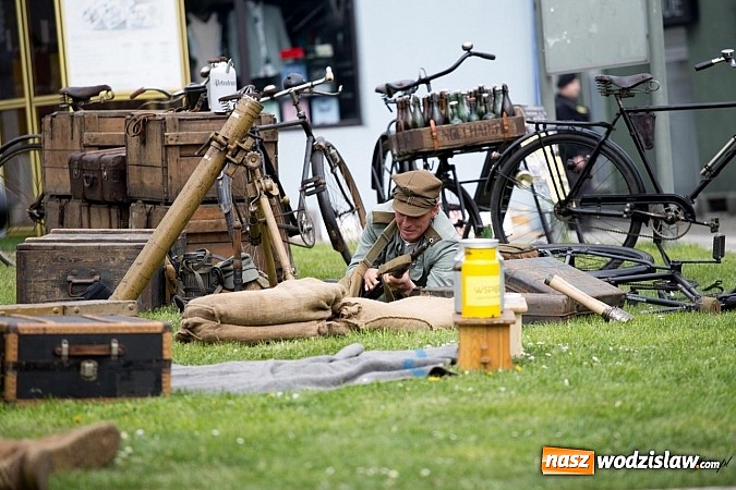 Zdjęcie w galerii na portalu naszwodzislaw.com: 5. Piknik Historyczno - Militarny wiadomości z regionu