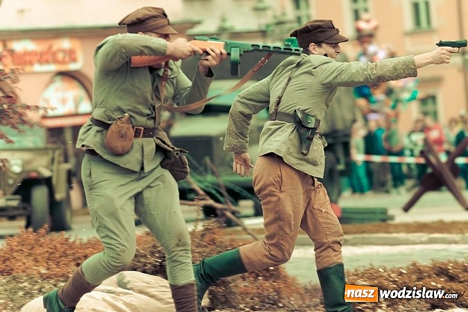 Zdjęcie w galerii na portalu naszwodzislaw.com: 5. Piknik Historyczno - Militarny wiadomości z regionu