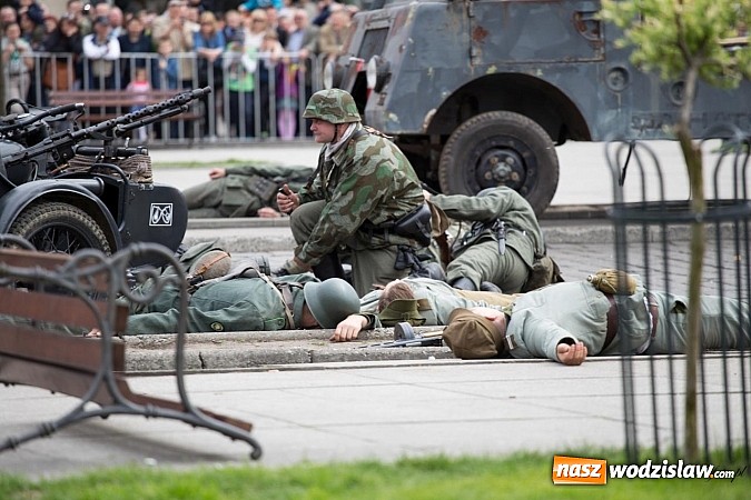 Zdjęcie w galerii na portalu naszwodzislaw.com: 5. Piknik Historyczno - Militarny wiadomości z regionu