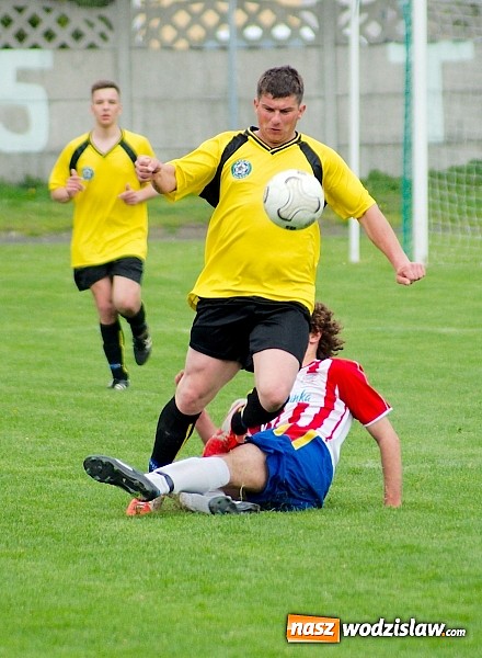 Zdjęcie w galerii na portalu naszwodzislaw.com: Rezerwy Rogowa lepsze od Tworkowa wiadomości z regionu