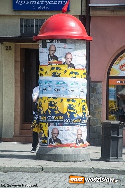 Zdjęcie w galerii na portalu naszwodzislaw.com: Janusz Korwin-Mikke zawitał do Wodzisławia Ślaskiego wiadomości z regionu