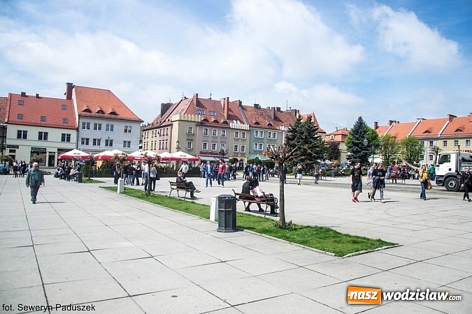 Zdjęcie w galerii na portalu naszwodzislaw.com: Janusz Korwin-Mikke zawitał do Wodzisławia Ślaskiego wiadomości z regionu