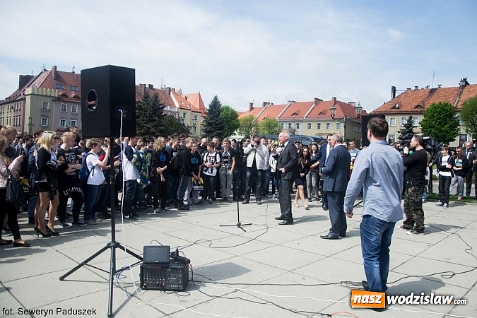 Zdjęcie w galerii na portalu naszwodzislaw.com: Janusz Korwin-Mikke zawitał do Wodzisławia Ślaskiego wiadomości z regionu