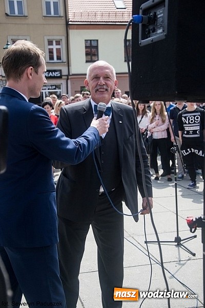 Zdjęcie w galerii na portalu naszwodzislaw.com: Janusz Korwin-Mikke zawitał do Wodzisławia Ślaskiego wiadomości z regionu