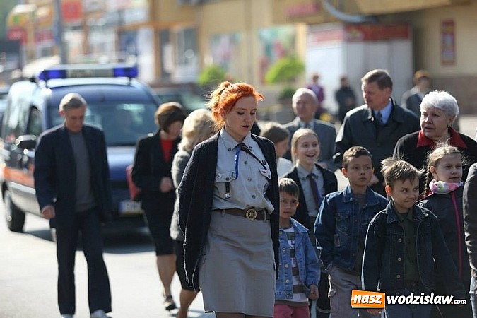 Zdjęcie w galerii na portalu naszwodzislaw.com: Obchody święta 3 Maja w Radlinie – fotorelacja  wiadomości z regionu