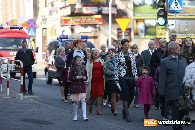 Zdjęcie w galerii na portalu naszwodzislaw.com: Obchody święta 3 Maja w Radlinie – fotorelacja  wiadomości z regionu