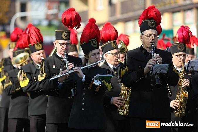 Zdjęcie w galerii na portalu naszwodzislaw.com: Obchody święta 3 Maja w Radlinie – fotorelacja  wiadomości z regionu