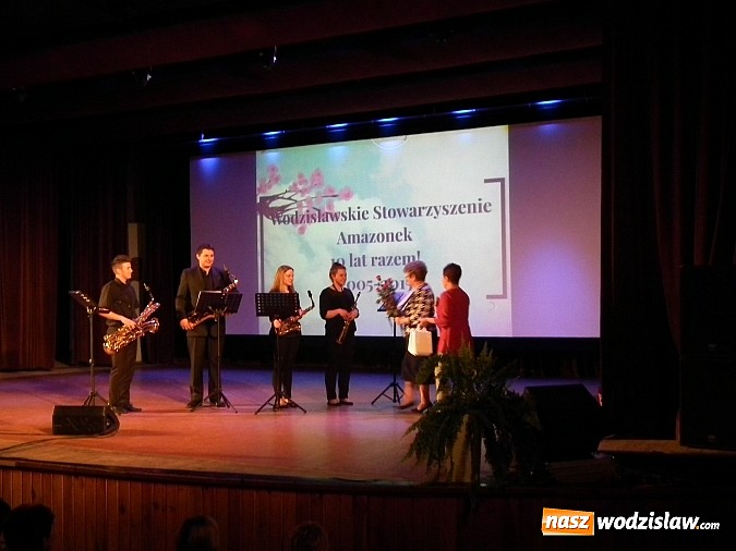 Zdjęcie w galerii na portalu naszwodzislaw.com: Amazonki pomagają już okrągłe 10 lat  wiadomości z regionu