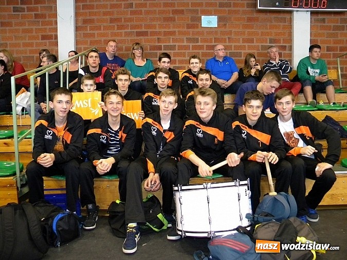 Zdjęcie w galerii na portalu naszwodzislaw.com: Brązowy medal dla drużyny siatkarzy z Radlina  wiadomości z regionu