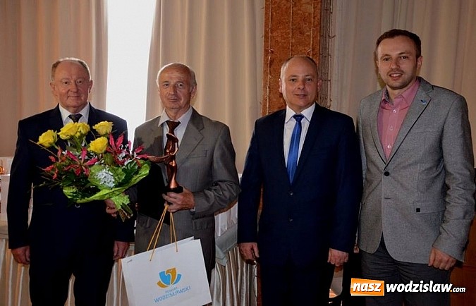 Zdjęcie w galerii na portalu naszwodzislaw.com: Nagrodzono sportowc&oacute;w, trener&oacute;w oraz ludzi kultury wiadomości z regionu
