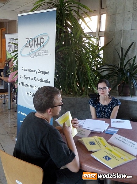 Zdjęcie w galerii na portalu naszwodzislaw.com: Dzień otwarty dla niepełnosprawnych w ZUS wiadomości z regionu