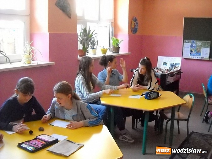 Zdjęcie w galerii na portalu naszwodzislaw.com: Ekologiczny turniej w SP nr 15  wiadomości z regionu