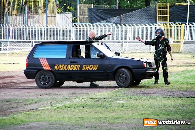 Zdjęcie w galerii na portalu naszwodzislaw.com: Niesamowite kaskaderskie show! wiadomości z regionu