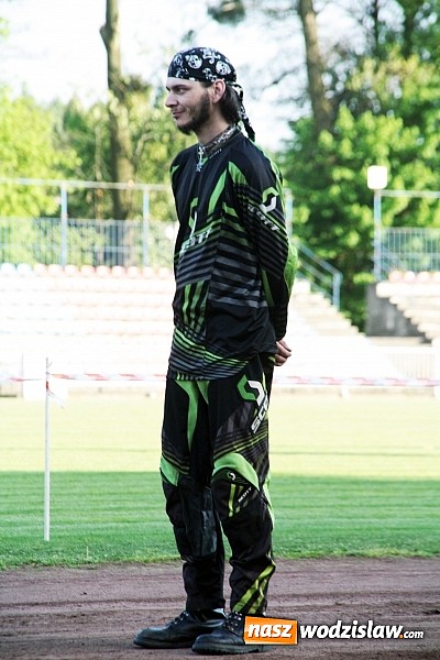 Zdjęcie w galerii na portalu naszwodzislaw.com: Niesamowite kaskaderskie show! wiadomości z regionu