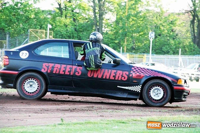 Zdjęcie w galerii na portalu naszwodzislaw.com: Niesamowite kaskaderskie show! wiadomości z regionu