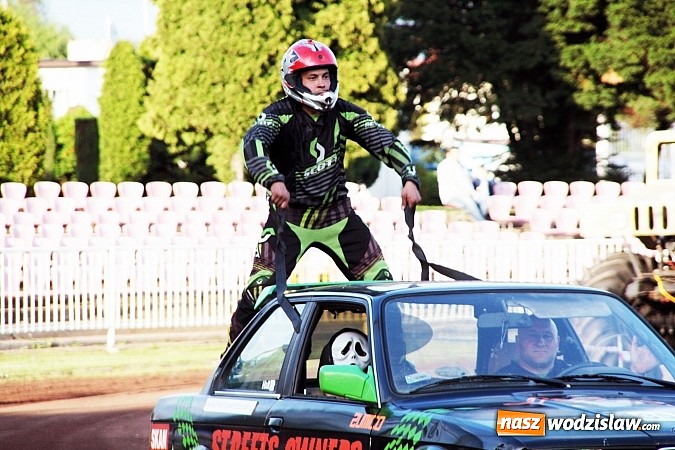 Zdjęcie w galerii na portalu naszwodzislaw.com: Niesamowite kaskaderskie show! wiadomości z regionu